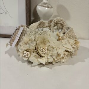Floral Beaded Handbag in Cream